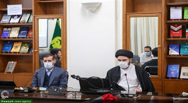 فاصله بین نشان حلال و طیب یک فاصله معنادار است