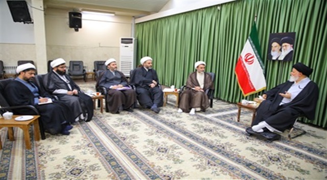 قرآن، کلید گشایش همه مشکلات جامعه