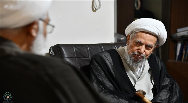 باید به ظرفیت‌های نهفته داخل کشور اهتمام داشت/ تفسیر قرآن در حوزه‌های علمیه رونق پیدا کند