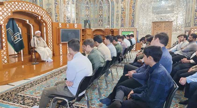 رسالت اصلی طلاب، نوکری اهل‌بیت(علیهم‌السلام) و جهاد تبیینی است