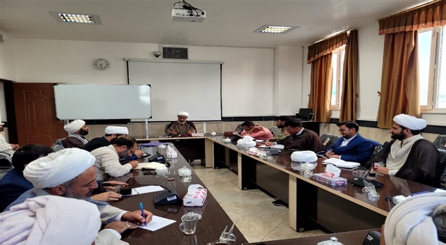 کارگاه «تقریرنویسی» در مدرسه تخصصی امیرالمؤمنین(علیه‌السلام) بیرجند برگزار شد