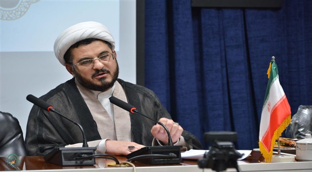 احیای سنت‌های حوزوی و بروزرسانی نظام آموزشی در گروه‌های علمی اجرا می‌شود