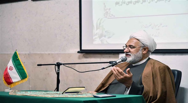 وقت شناسی و انتخاب درست، درس بزرگ بانوی صبر و مقاومت است