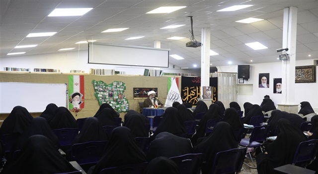 گزارش تصویری | سلسله نشست‌های تحلیلی‌تبیینی «ره بر» با عنوان «حقیقت عظیم سیره حضرت زهرا(سلام‌الله‌علیها) 