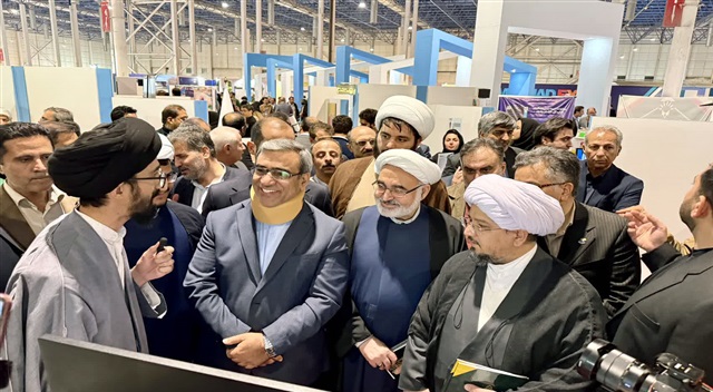 کلیپ | حضور پررنگ حوزه علمیه خراسان در بیست‌وششمین نمایشگاه دستاوردهای پژوهشی و فناوری خراسان رضوی