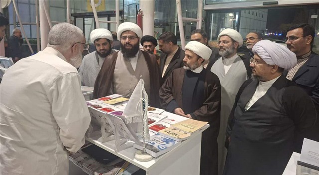 مطالبات رهبر انقلاب از حوزه، در نمایشگاه پژوهش عینیت یافت