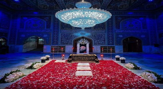 آقای شهید ایران...